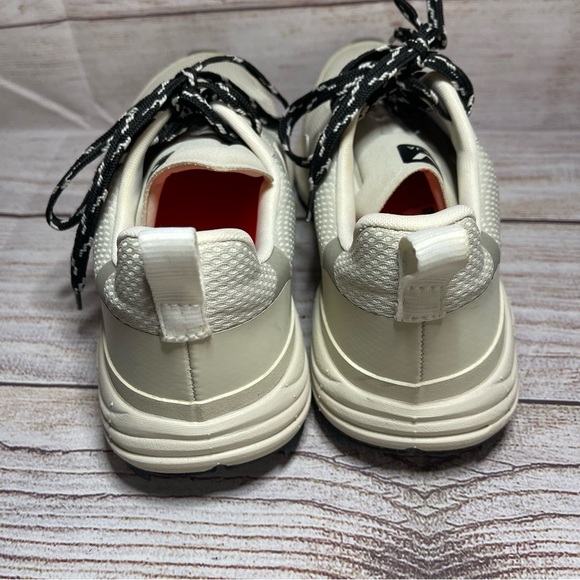 Sold - Picture 6 of 8